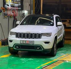 جیپ گراند شیرۆکی